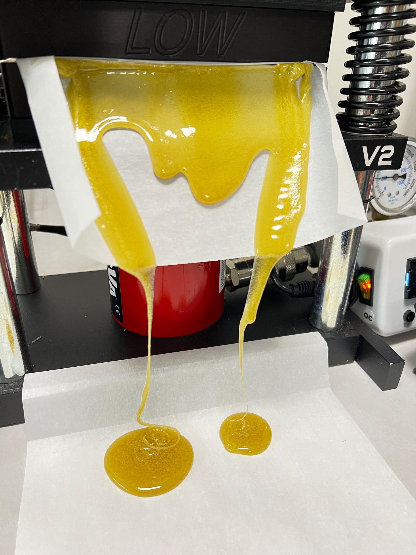 Solventless Extraction : Fundamentals